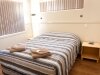 murchison-river-caravan-park-deluxe-cabin-master-bedroom